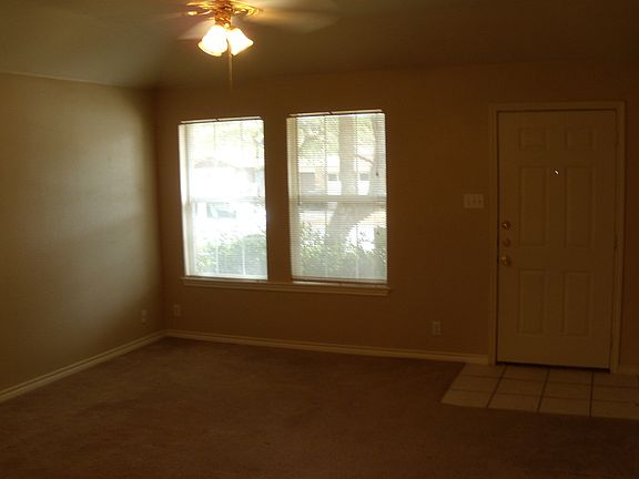 5th image of 13328-B Water Oak Ln