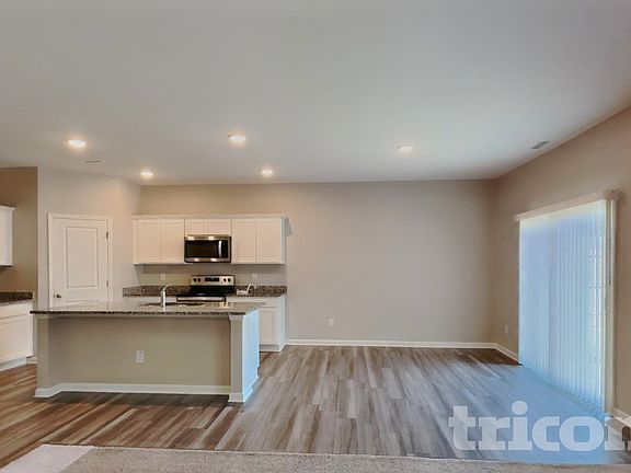 4th image of 130 Lynnridge Dr