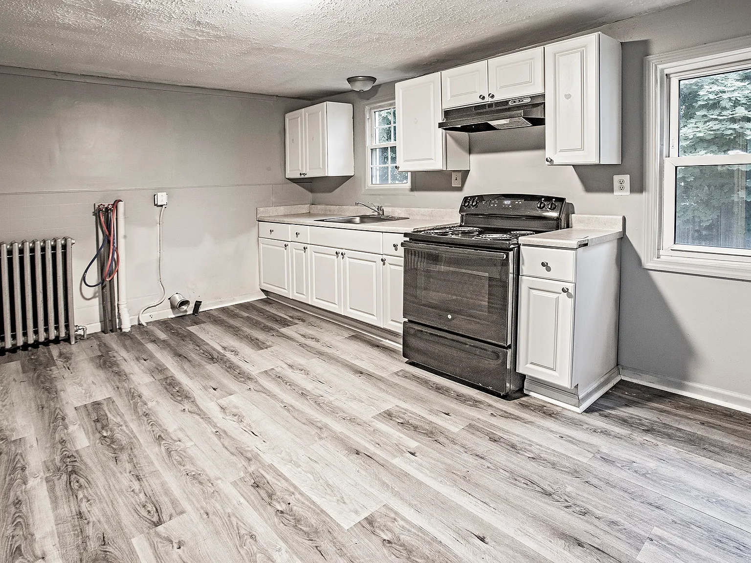 100 w Broad St - 3 — Photo 2