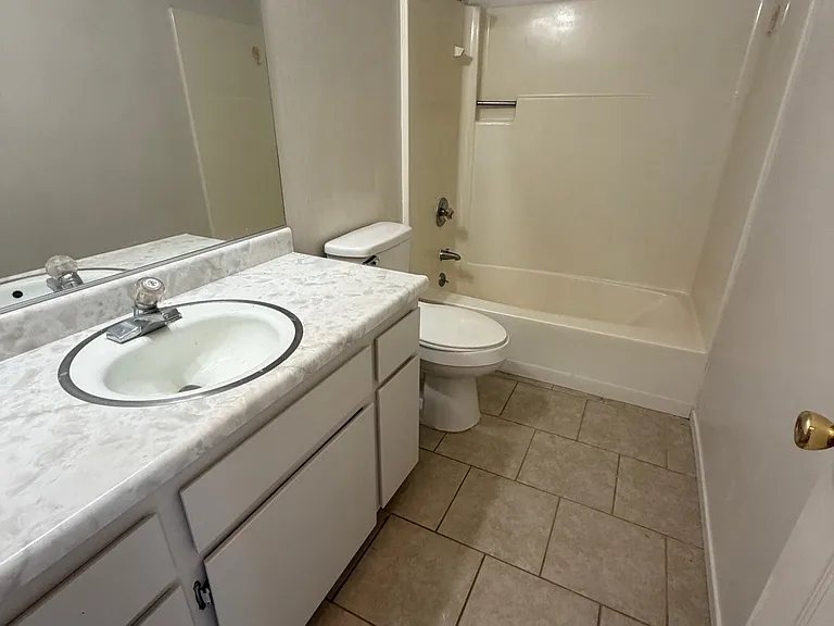 149 Patricia Ln — Photo 13