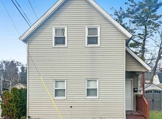 441 Crosby St NW, Grand Rapids, MI 49504