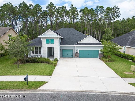 5th image of 1093 AUTUMN PINES Drive