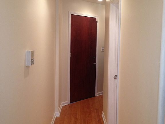 3rd image of 4005 S Calumet Ave APT 2N