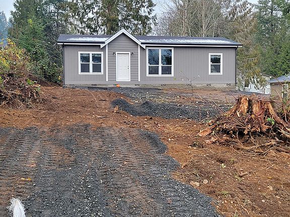 3rd image of 51 E Sherwood Pl