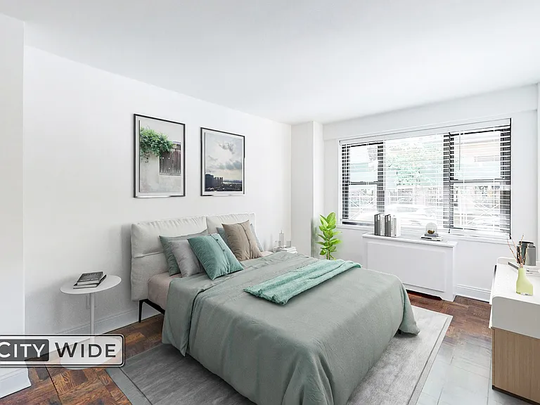 405 E 56th St #2E — Photo 2
