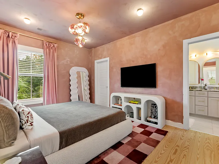 14 Carolina St — Photo 15