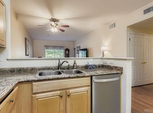 2895 W Riverwalk Cir APT 114, Littleton, CO 80123