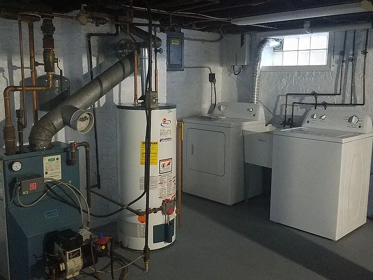 21 Sunship Rd — Photo 11