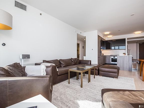 5th image of 338 Main St Unit 23D
