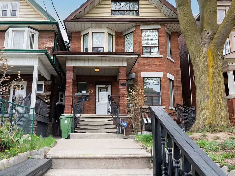 20 Edna Ave #BASEMENT