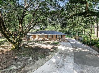 121 Golfers Dr, Covington, LA 70433