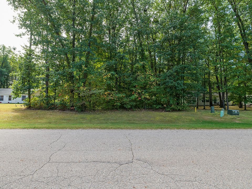1st image of 64733 Winterwoods Dr