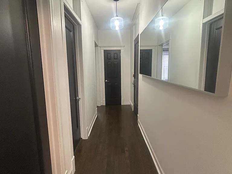 741 W Wellington Ave #1 — Photo 10