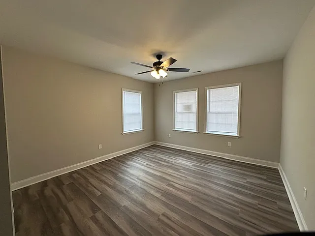 298 Fremont Ave — Photo 8