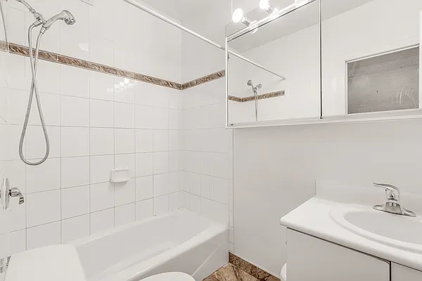 Rented by Beekman Real Estate Investment Management | media 11