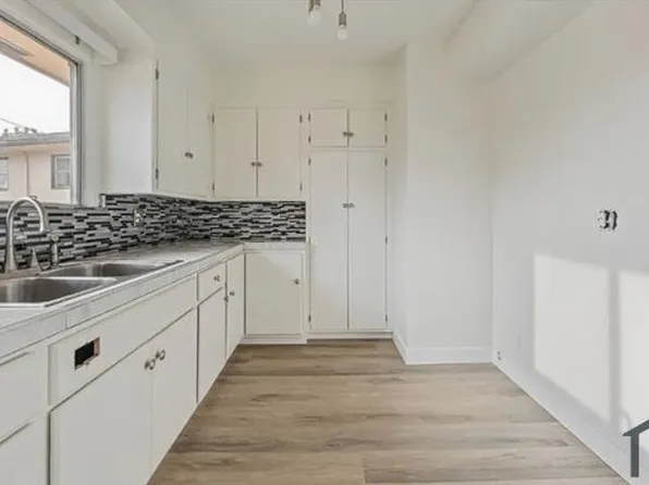 3338 W 83rd St #3338, Inglewood, CA 90305