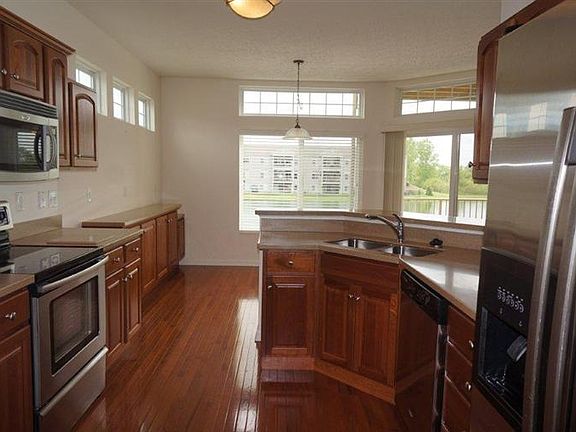 4th image of 1101 Heritage Green Dr #8-201