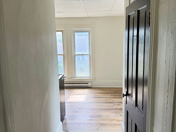 3rd image of 303 Logan Ave APT 3