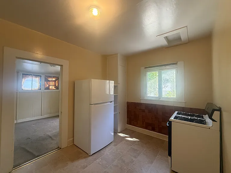 1240 Randolph St #B — Photo 7