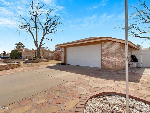 3rd image of 8204 Mineola Dr