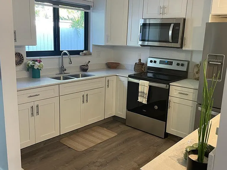 2917 Center St #1 — Photo 8