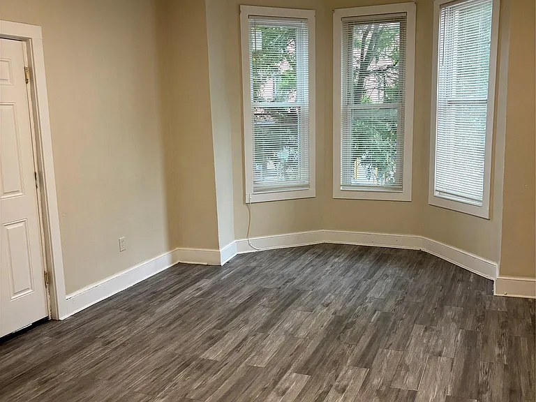 204 South St — Photo 3