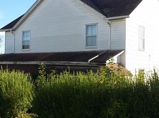 2540 2nd St, Grindstone, PA 15442