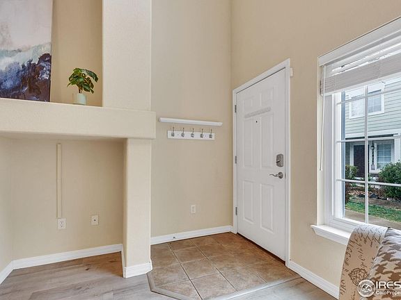4th image of 805 Summer Hawk Dr #BB164