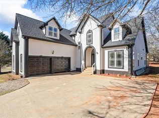 3955 Pucketts Rd, Snellville, GA 30039