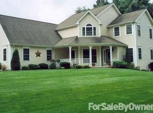 3 Aspenwood Dr, Windsor, CT 06095