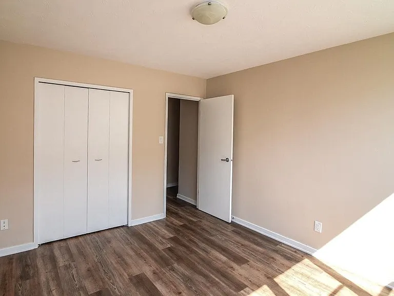 90 King St E #88 — Photo 10