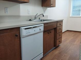 Legend House, Seattle, WA 98115
