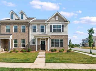 1411 Springvale Hill Dr, Kernersville, NC 27284