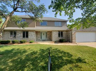 9860 Sussex Ct, Mokena, IL 60448