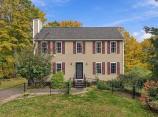45 Howarth Rd, Oxford, MA 01540