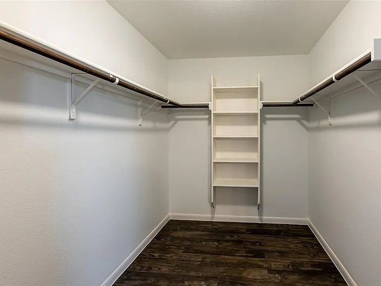 710 Mitchell Dr — Photo 15