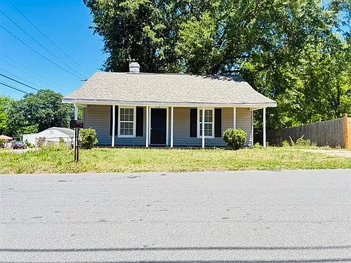 618 Gardner St Photo 1