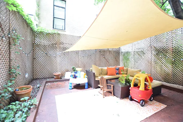 Rented by Guidance Realty Corp. | media 9