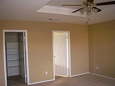 4th image of 303 Golden Gate Dr