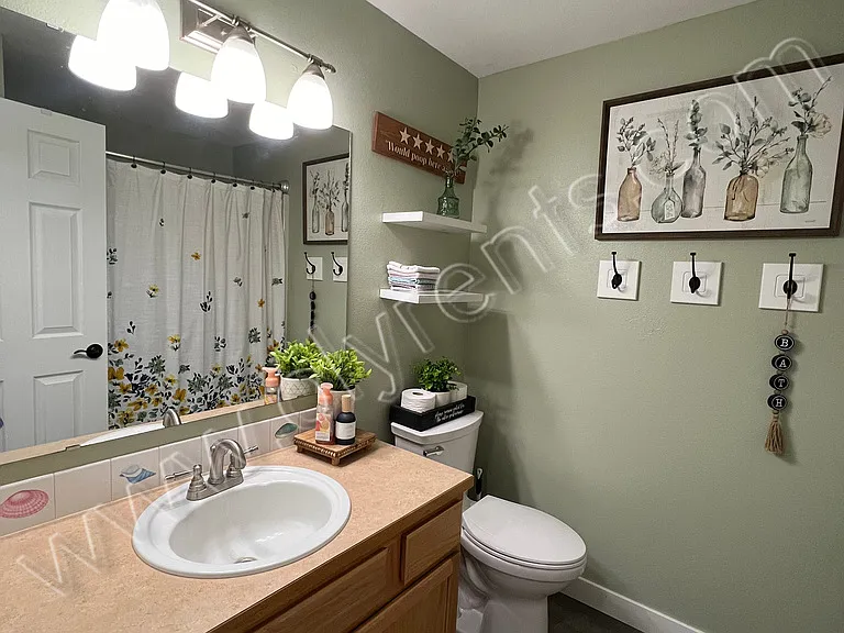 Main Bath