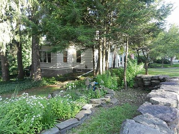 5th image of 160 N Broad St