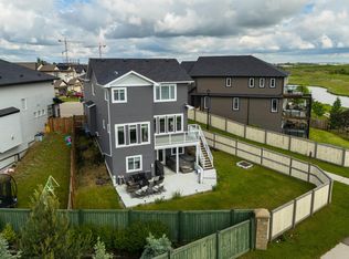 20503 97th Ave NW, Edmonton, AB T5T 4V7