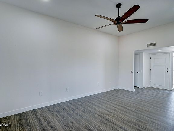 5th image of 16822 N BEAVER VALLEY Court