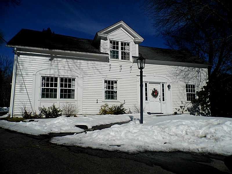 1st image of 3 Whipple Ln