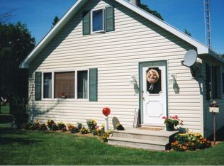 37504 W Ash St, Hulbert, MI 49748