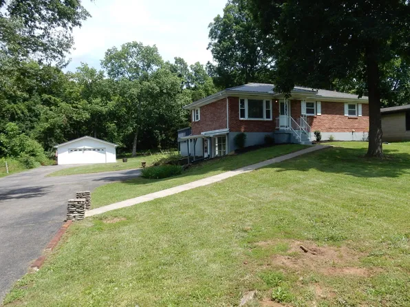 2481 Armstrong Ln, Mount Washington, KY 40047
