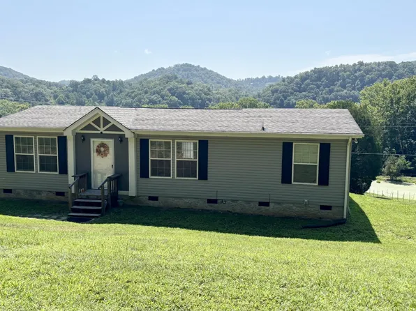 9400 Pedigo Rd, Powell, TN 37849