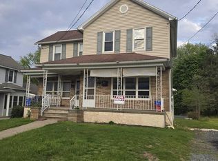 968 Wood St, Old Forge, PA 18518