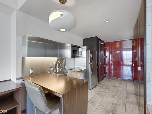 4th image of 4381 W Flamingo Rd #3003
