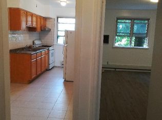 84-46 62nd Dr FLOOR 2, Middle Village, NY 11379